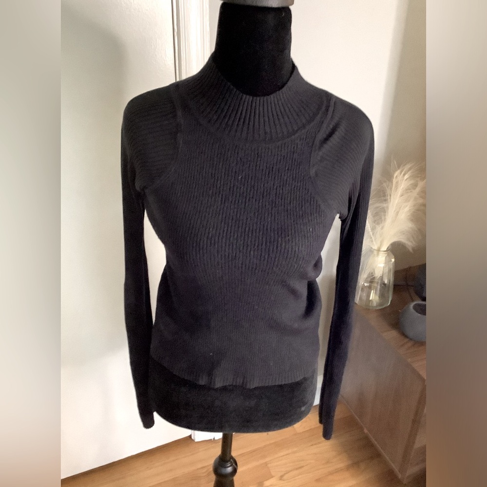 Lululemon Black Sweater